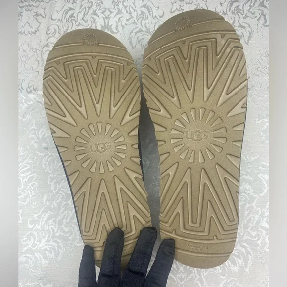 Ugg tasman slippers for men - Picture 6 of 9